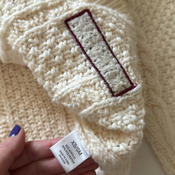 Taylor Swift Red Cardigan - Picture 4 of 7